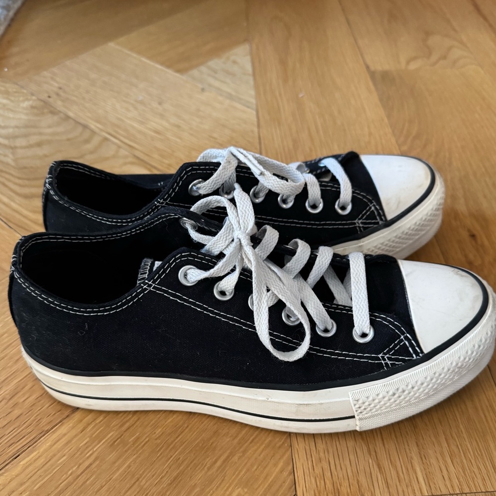 Converse all star lift platform low top sneaker